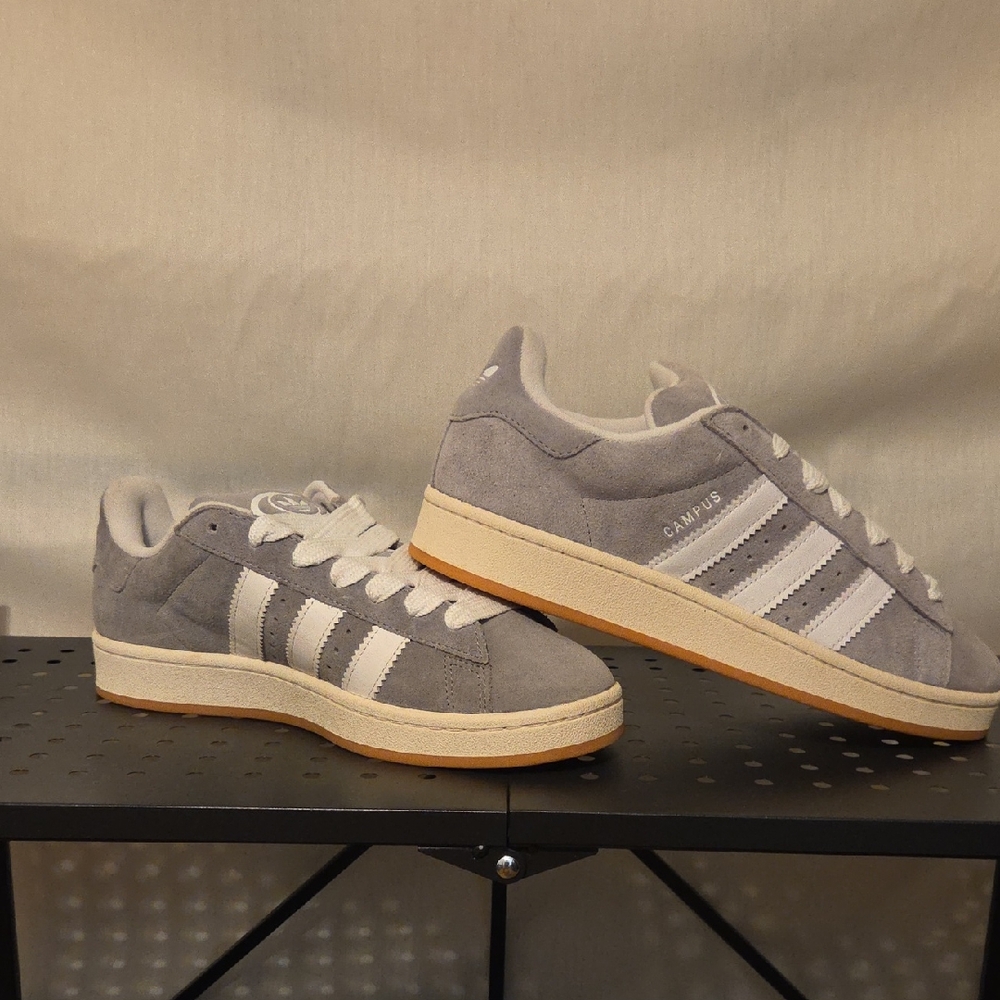 Adidas Size 10 Men's Campus Gray and White Sneakers